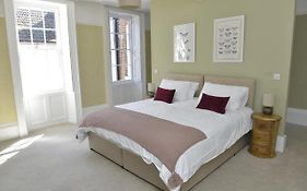 Old Green Chambers Spacious Town Centre Apartment With Free Parking!